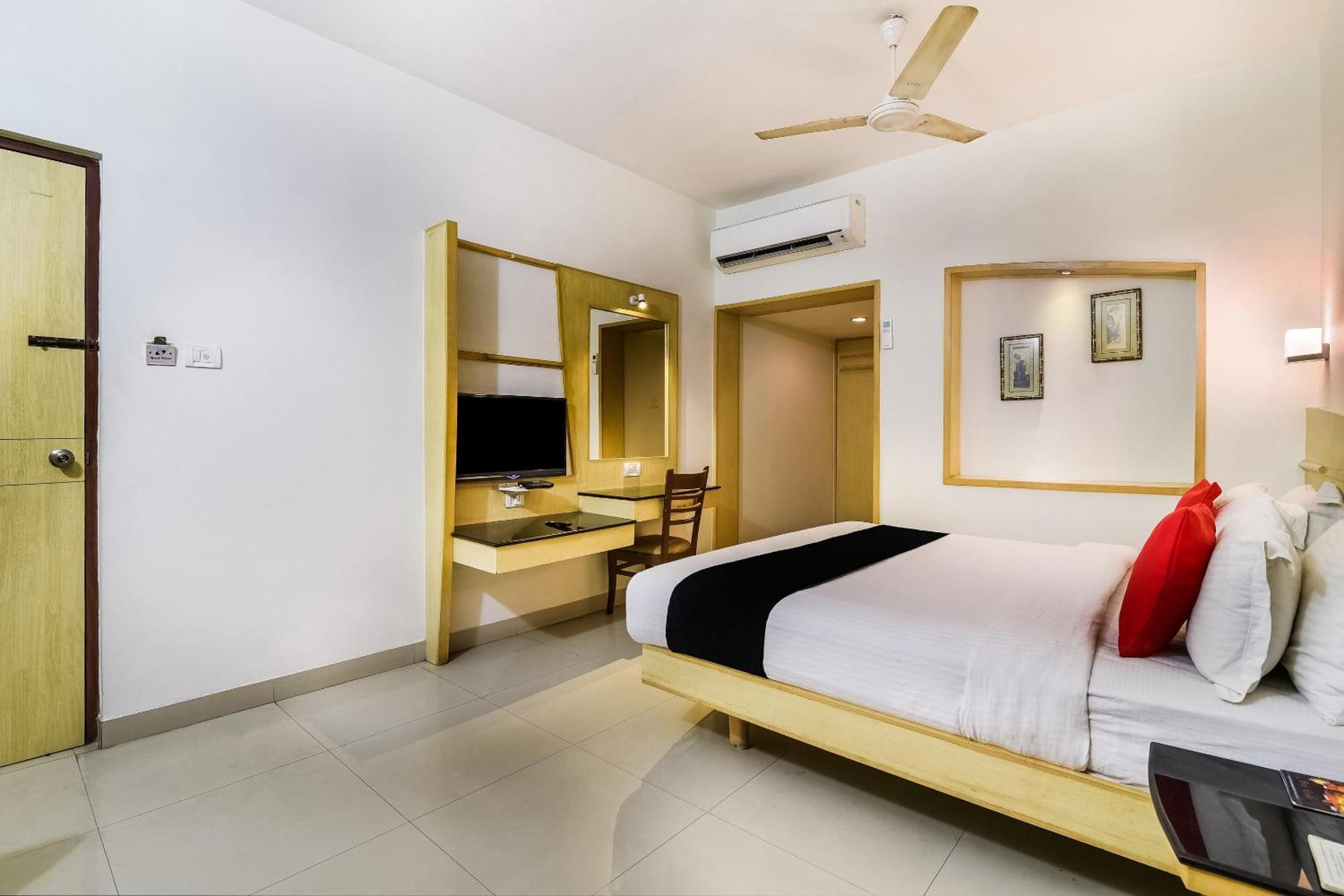 Super Capital O Grand Plaza Hotel Coimbatore Exterior photo