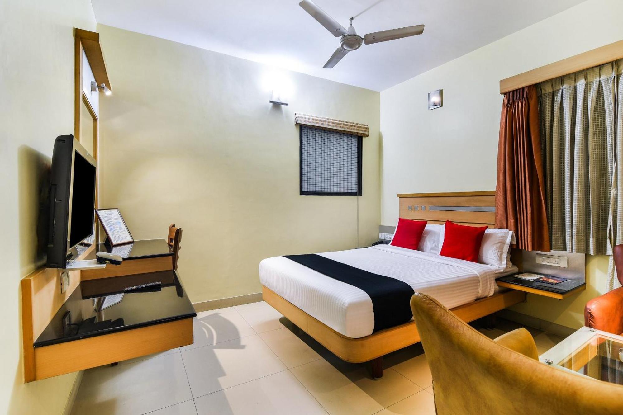 Super Capital O Grand Plaza Hotel Coimbatore Exterior photo